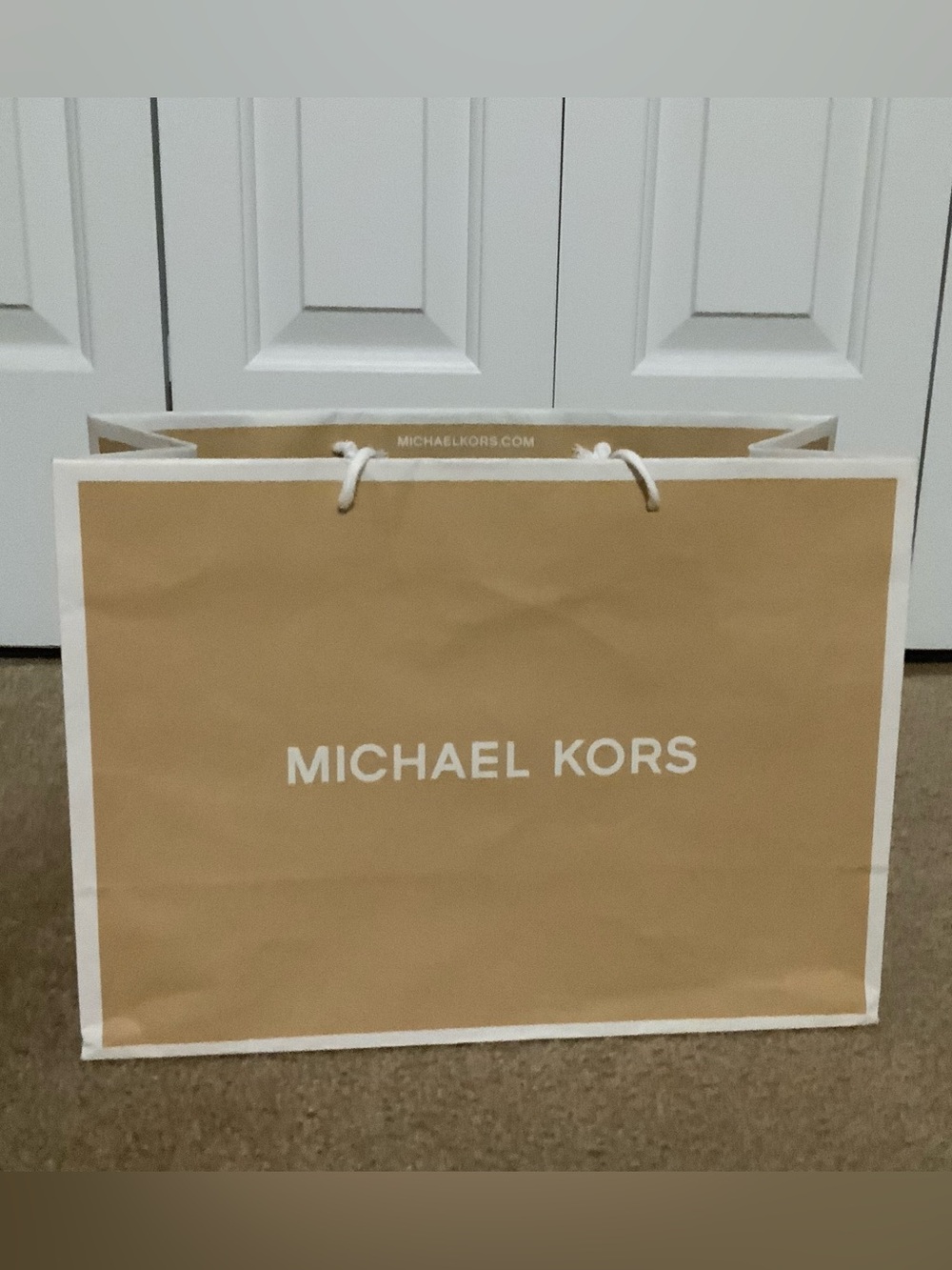 Michael Kors shopping bag